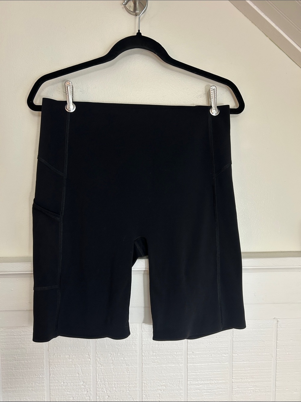 SPANX Everywear Black Biker Shorts with side pocket size medium